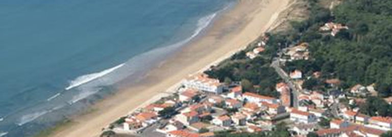 plage du rocher longeville 12 768x269