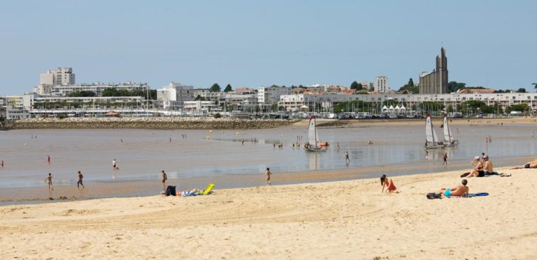 plage grande conche royan 5 768x373