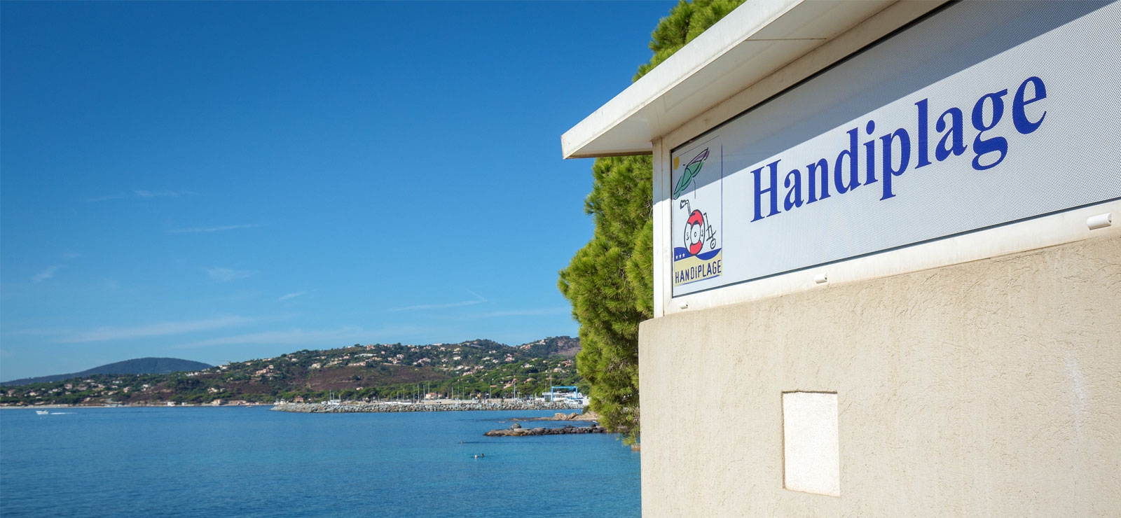 les-plages-handiplage-gomez-1600x740