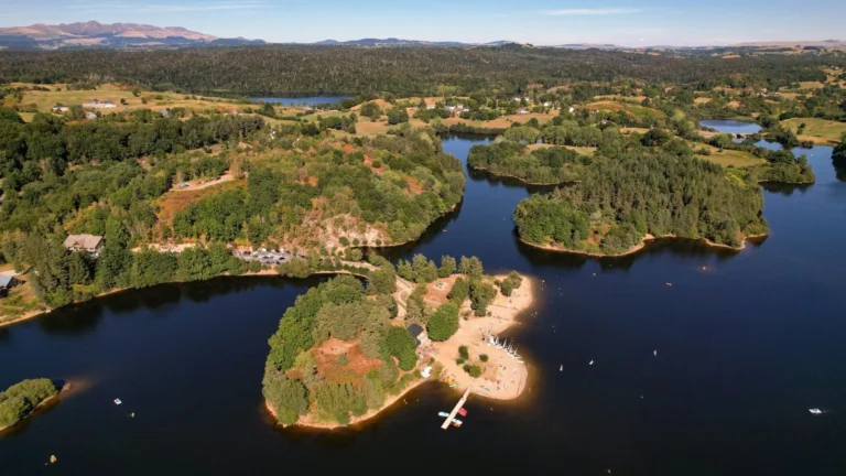 lac de Lastioulles 768x432