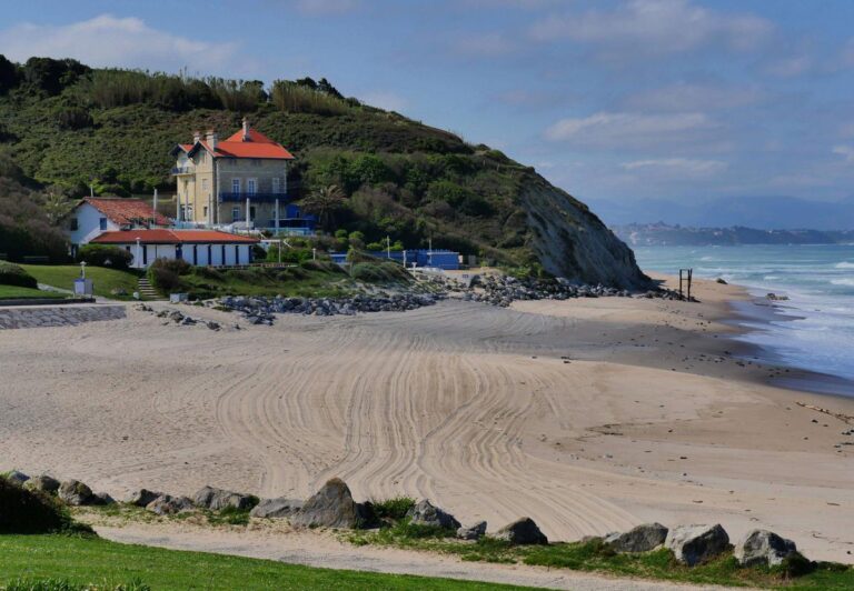 plage dIlbarritz 768x532